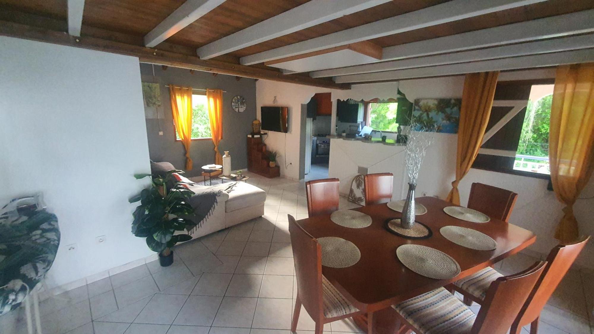 Au Coeur De Douenel Bouillante Cheques Vacances Acceptees Bagian luar foto